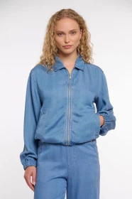 Myla.7002621_Washed-blue_01_cba6926c-f80b-4c01-bced-b12848fd5130.webp