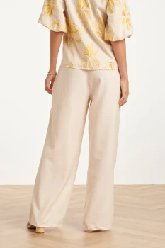 Wide-Leg-Pantalon-Met-Naaddetail-Sand-6.webp