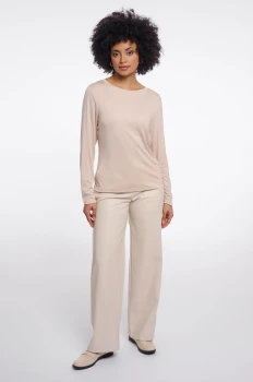 Eason.7002611_Oat_04.webp