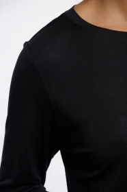 Eason.7002611_Black_02.webp